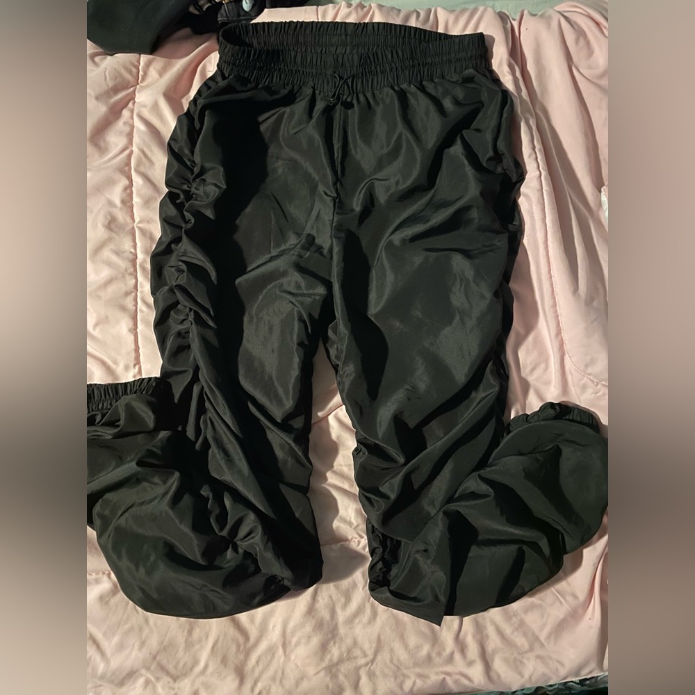 Runched pants - Picture 2 of 5